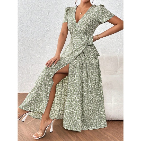 🌟 Frenchy Ditsy Floral Print Knot Side Wrap Dress - Picture 5 of 11